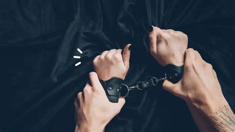 Mengenal BDSM, Praktik Seks yang Dianggap Menyimpang dan。